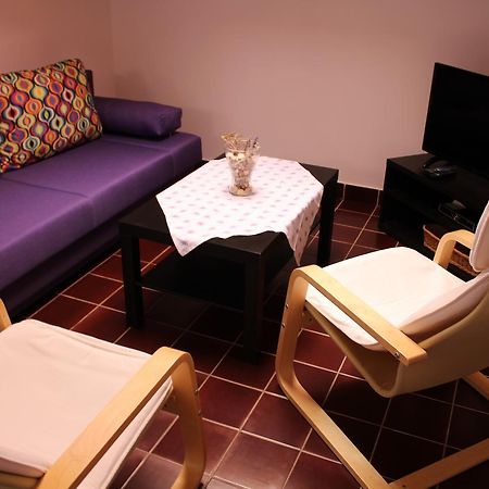 Apartments Baka Jelka 만드레 외부 사진